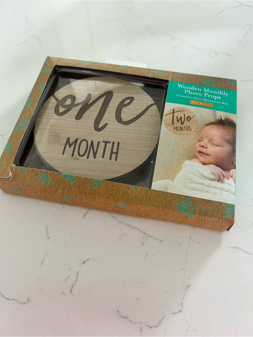 Kate & Milo baby wooden baby milestone monthly props